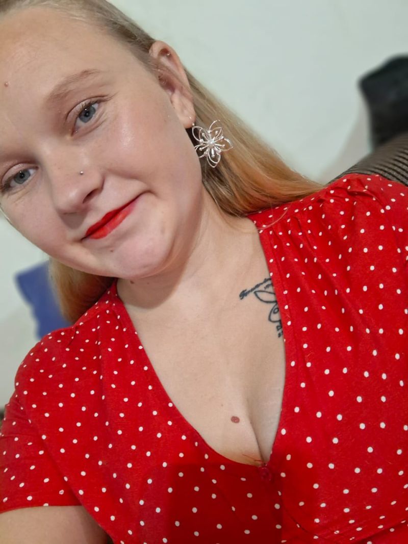 leonie_051 leonie_051